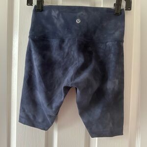 lululemon Align High-Rise Short 6" size 6